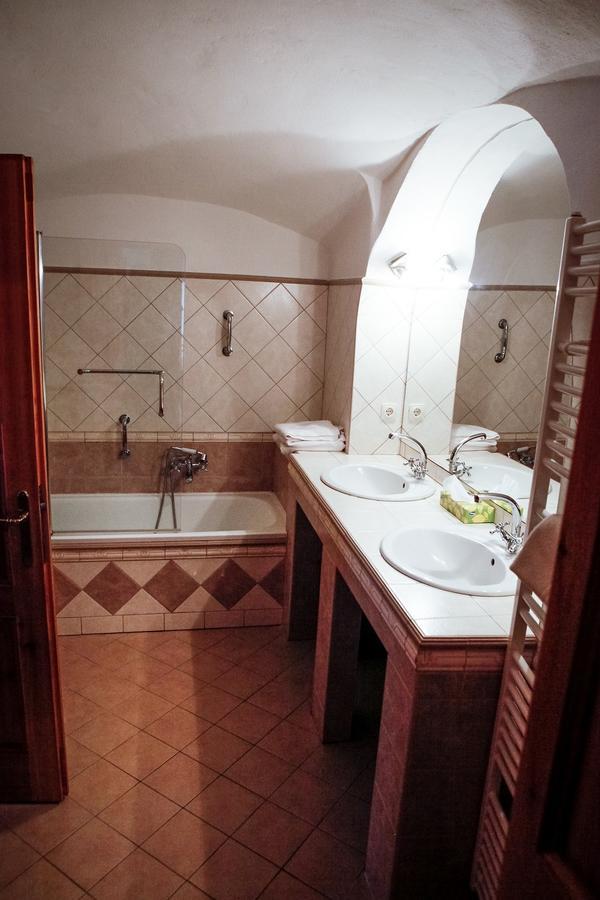 Ferienwohnung Erzsebet Pince Tokaj Exterior foto